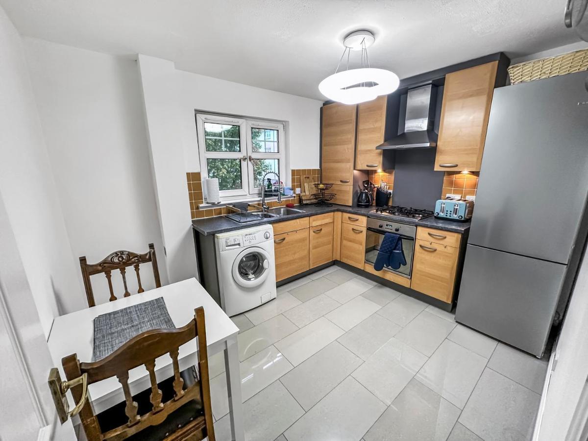 Comfortable 2 Bedroom Flat In The City Centre EDI Exterior foto